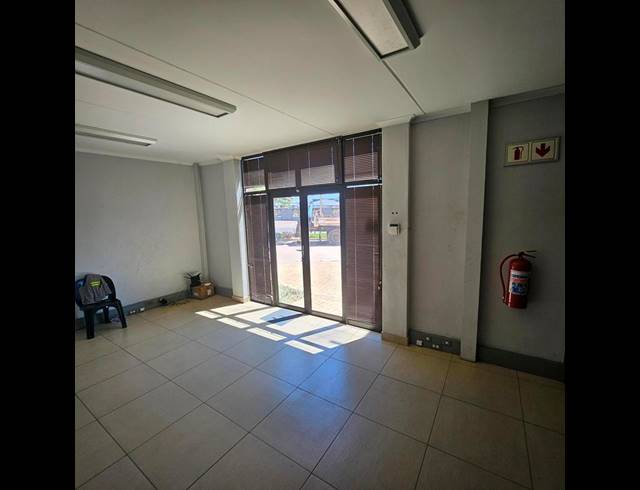 INDUSTRIAL PROPERTY TO RENT IN STIKLAND INDUSTRIAL